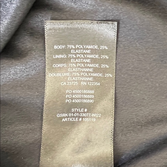 Aritzia Babaton women’s Satinette Mockneck Longsleeve Black Size XS - Picture 9 of 9